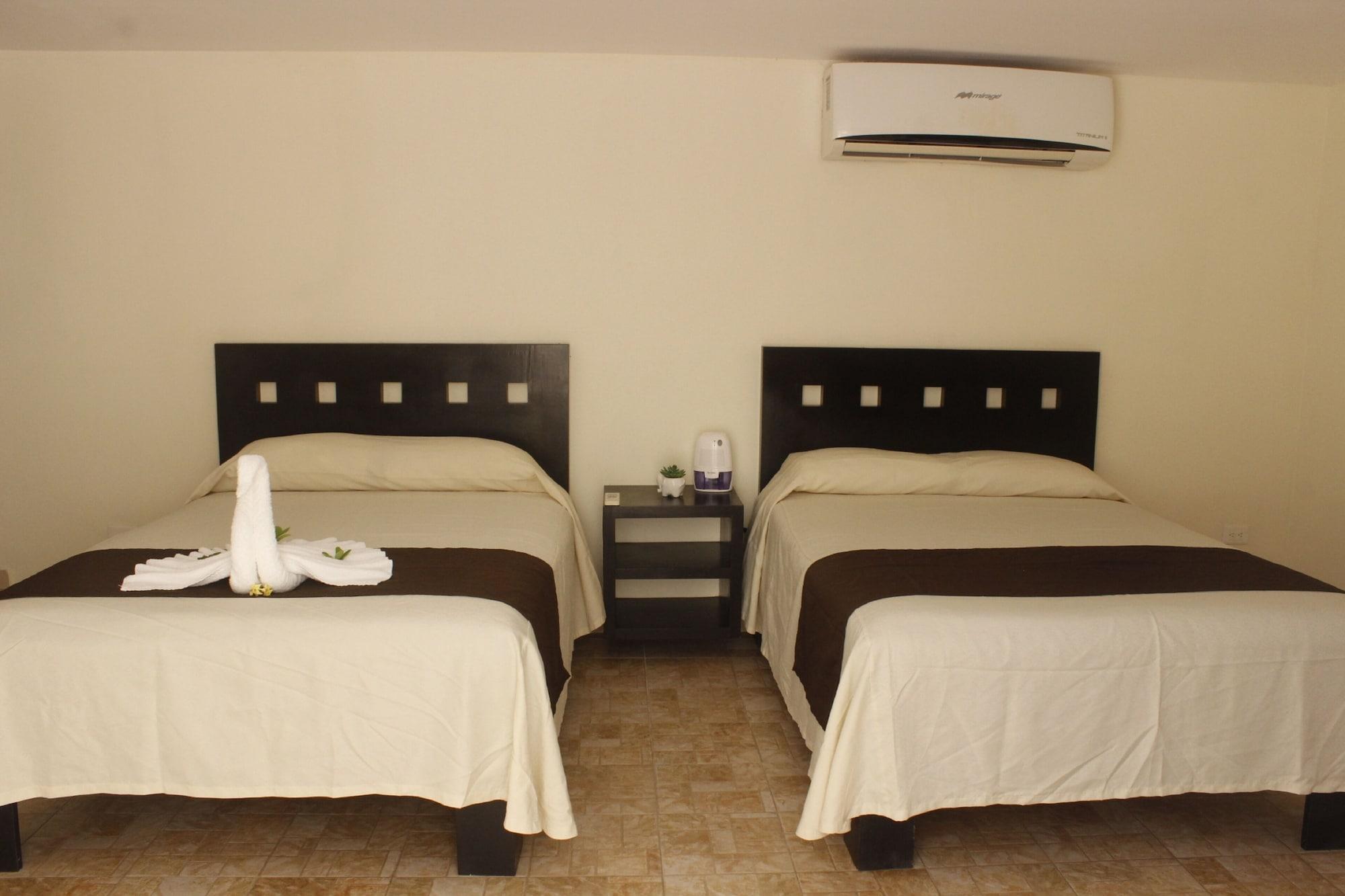 Luciana Hotel & Beach Club بلايا ديل كارمن المظهر الخارجي الصورة