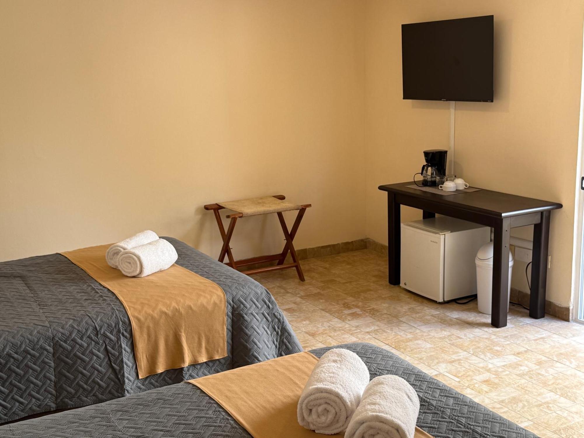 Luciana Hotel & Beach Club بلايا ديل كارمن الغرفة الصورة