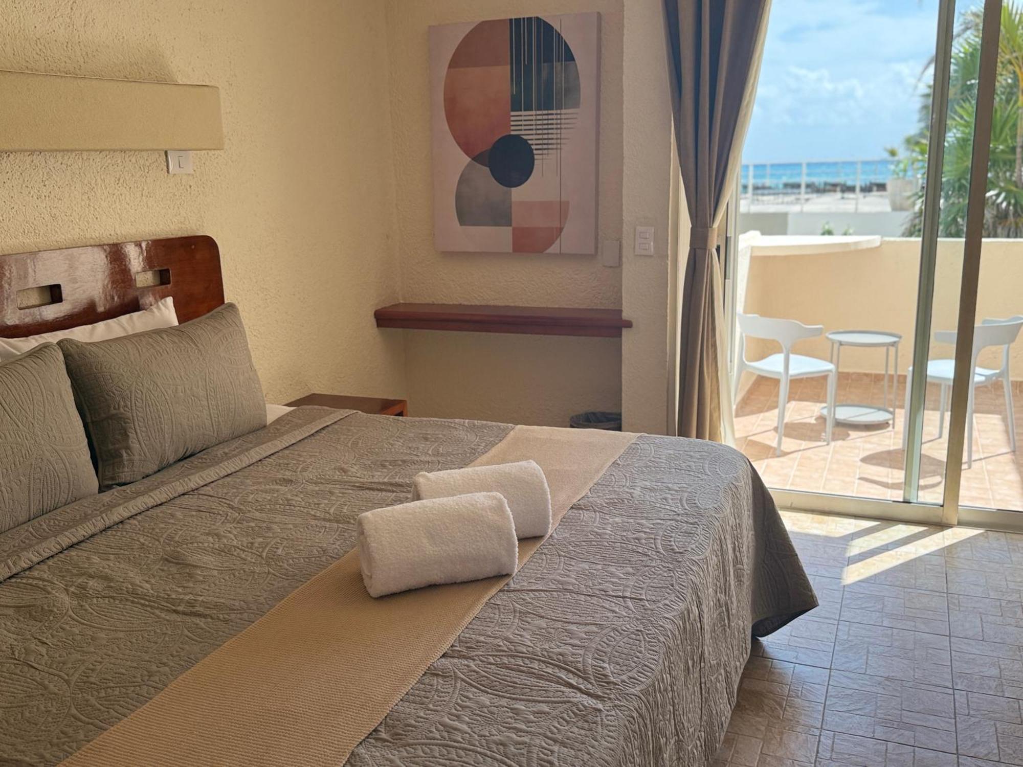 Luciana Hotel & Beach Club بلايا ديل كارمن الغرفة الصورة